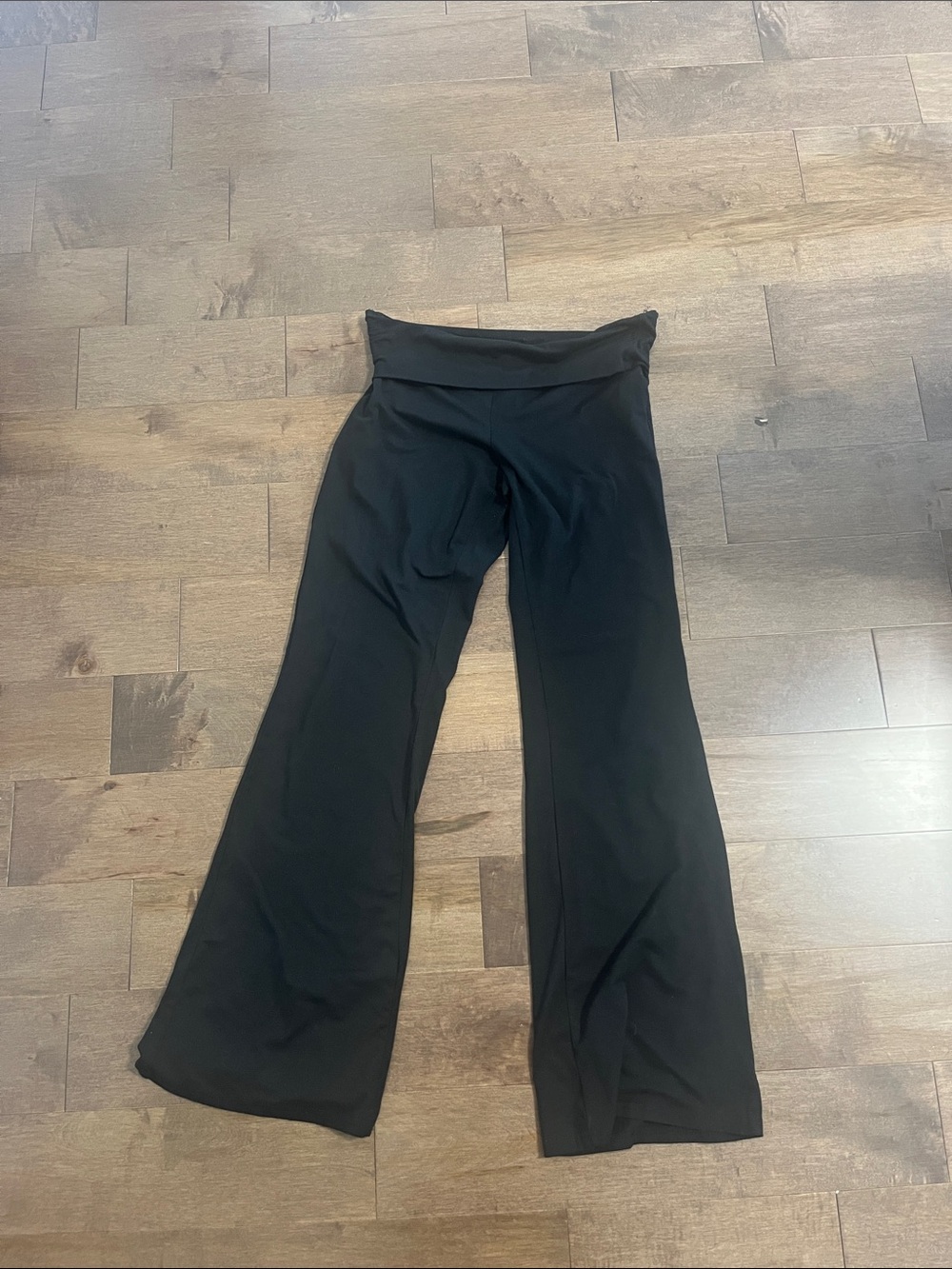 Women’s Black Flare Yoga Pants